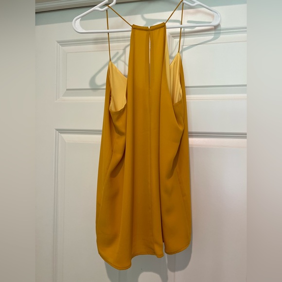 Express Tank Top - Picture 2 of 4